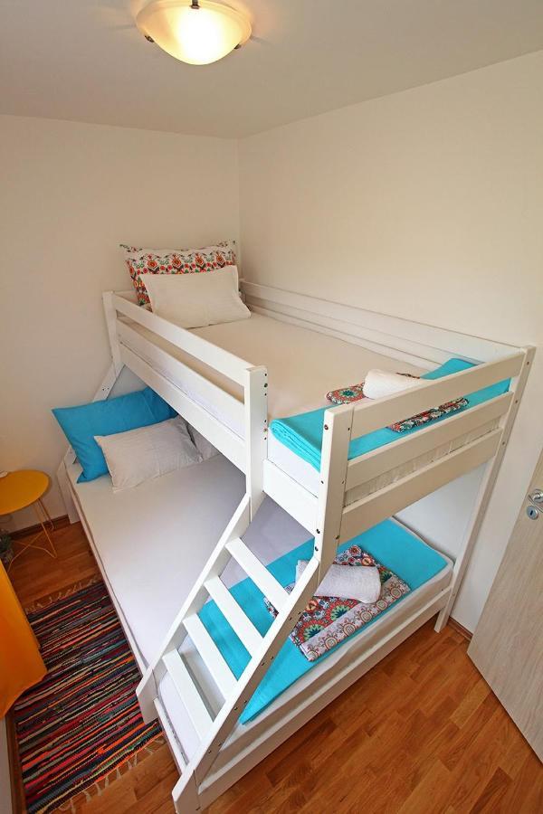 Holiday Home Perunika Zezevica Esterno foto