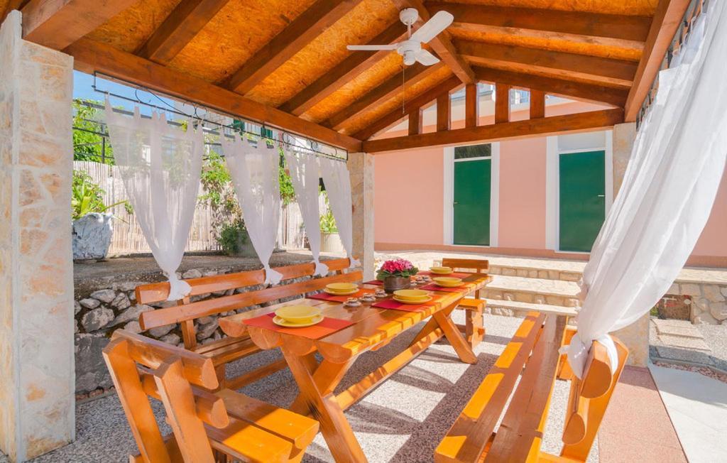 Holiday Home Perunika Zezevica Esterno foto