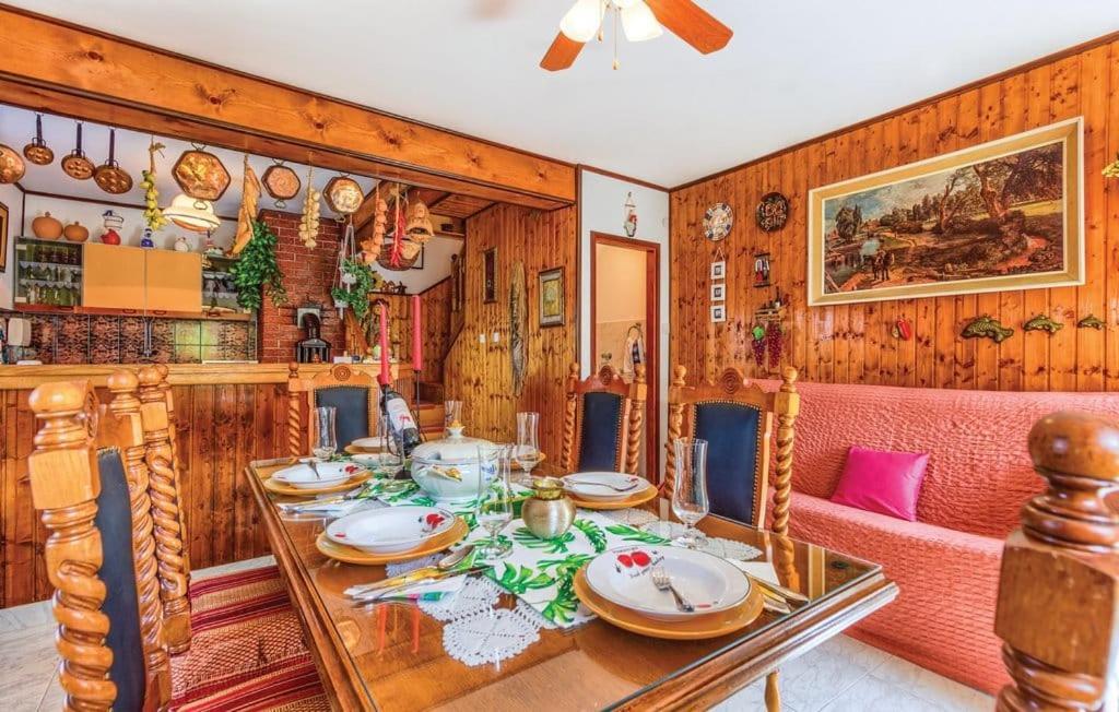 Holiday Home Perunika Zezevica Esterno foto