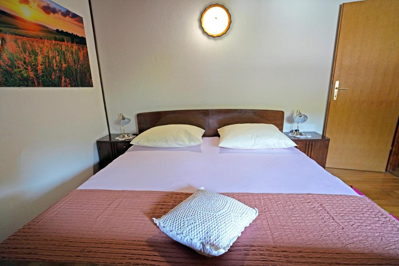Holiday Home Perunika Zezevica Esterno foto